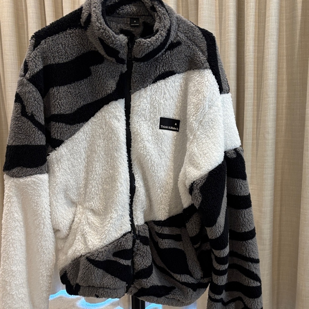 Men's Black and White Fleece Jacket